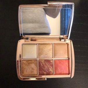 Hourglass Ambient Lighting Edit Volume 3